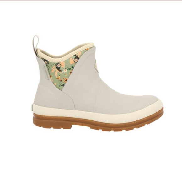 SPECIAL OFFER Muck Boot Company Women's Originals Ankle Boot, Grey ,Perfect Gift - Picture 7 of 7